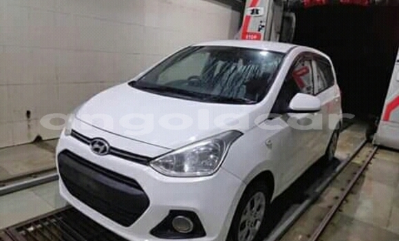 Buy New Hyundai i10 White Car in Luanda in Luanda Province