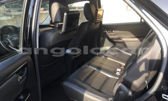 Comprar Usado Toyota Fortuner Preto Carro em Luena em Moxico Comprar Usado Toyota Fortuner Preto Carro em Luena em Moxico