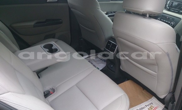 Buy New Kia Sportage Blue Car in Luena in Moxico Buy New Kia Sportage Blue Car in Luena in Moxico