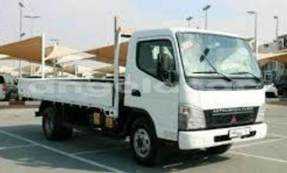 Acheter Neuf Voiture Toyota 2000GT Blanc à Luanda, Province de Luanda Acheter Neuf Voiture Toyota 2000GT Blanc à Luanda, Province de Luanda