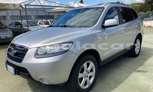 Comprar Novo Hyundai Santa Fe Branco Carro em Luanda em Luanda Province
