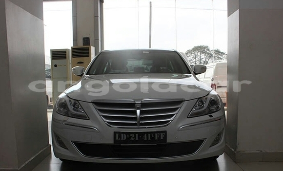 Acheter Neuf Voiture Hyundai Genesis Blanc à Lobito, Benguela Acheter Neuf Voiture Hyundai Genesis Blanc à Lobito, Benguela