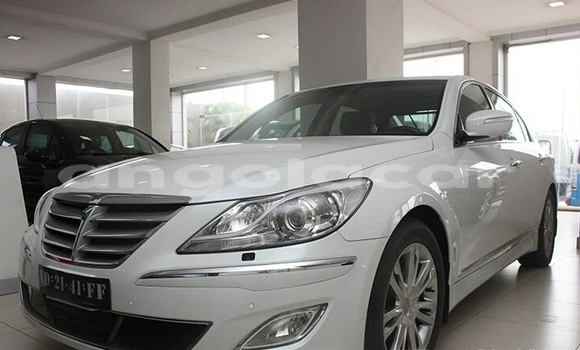 Buy New Hyundai Genesis White Car in Lobito in Benguela Buy New Hyundai Genesis White Car in Lobito in Benguela