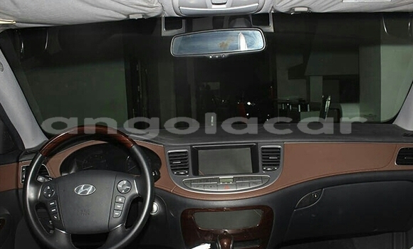 Buy New Hyundai Genesis White Car in Lobito in Benguela Buy New Hyundai Genesis White Car in Lobito in Benguela