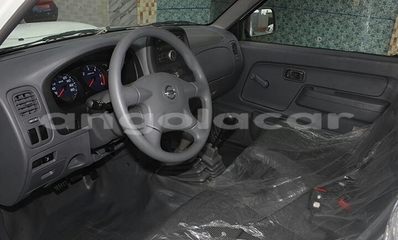 Buy New Nissan Hardbody White Car in Lobito in Benguela Buy New Nissan Hardbody White Car in Lobito in Benguela