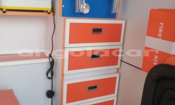 Comprar Novo Toyota Land Cruiser Branco Carro em Lobito em Benguela Comprar Novo Toyota Land Cruiser Branco Carro em Lobito em Benguela