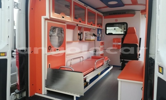 Comprar Novo Toyota Land Cruiser Branco Carro em Lobito em Benguela Comprar Novo Toyota Land Cruiser Branco Carro em Lobito em Benguela