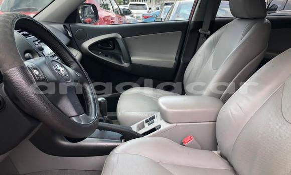 Acheter Occasion Voiture Toyota RAV4 Rouge à N'zeto, Zaïre Acheter Occasion Voiture Toyota RAV4 Rouge à N'zeto, Zaïre