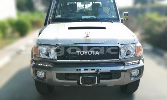 Buy New Toyota Land Cruiser Other Car in Lobito in Benguela