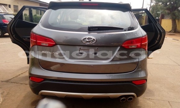Comprar Usado Hyundai Santa Fe Outro Carro em N'zeto em Zaire Comprar Usado Hyundai Santa Fe Outro Carro em N'zeto em Zaire