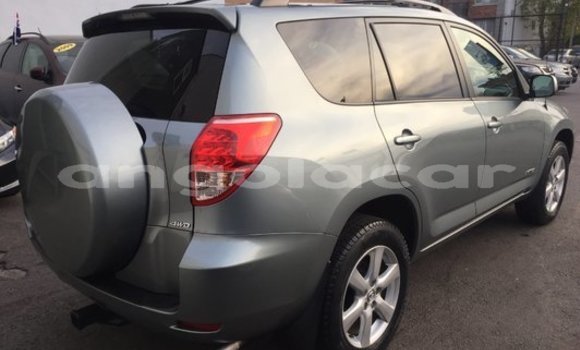 Comprar Usado Toyota RAV4 Outro Carro em Soyo em Zaire Comprar Usado Toyota RAV4 Outro Carro em Soyo em Zaire