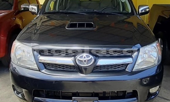 Buy Used Toyota Hilux Blue Car in Luena in Moxico Buy Used Toyota Hilux Blue Car in Luena in Moxico