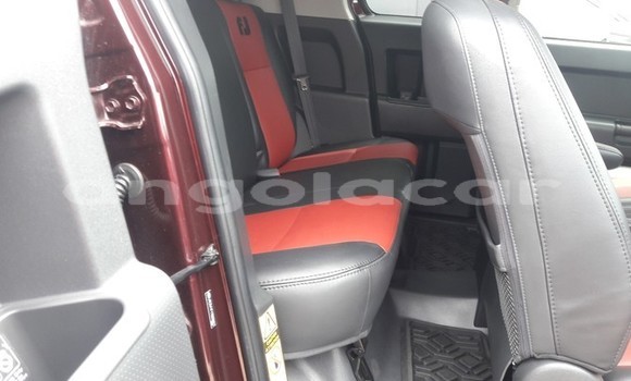 Acheter Occasion Voiture Toyota FJ Cruiser Rouge à Luena, Moxico Acheter Occasion Voiture Toyota FJ Cruiser Rouge à Luena, Moxico