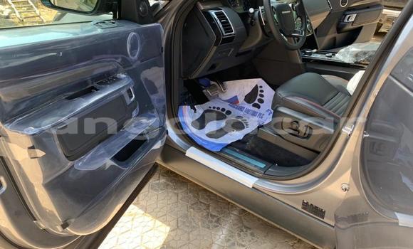 Acheter Occasion Voiture Land Rover Range Rover Gris à Luena, Moxico Acheter Occasion Voiture Land Rover Range Rover Gris à Luena, Moxico