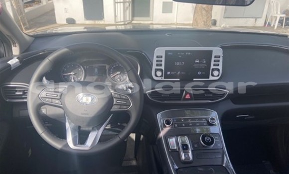 Acheter Neuf Voiture Hyundai Santa Fe Noir à Luanda, Province de Luanda Acheter Neuf Voiture Hyundai Santa Fe Noir à Luanda, Province de Luanda