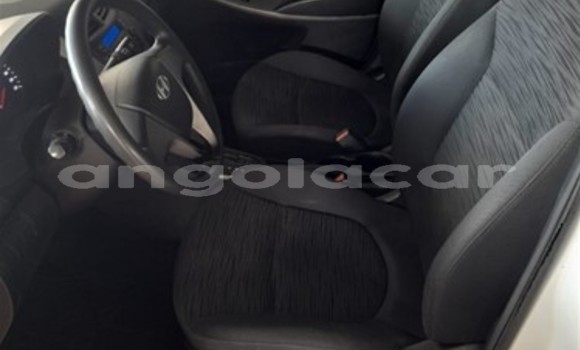 Buy Used Hyundai Accent White Car in Luanda in Luanda Province Buy Used Hyundai Accent White Car in Luanda in Luanda Province