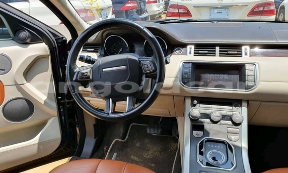 Comprar Usado Land Rover Range Rover Evoque Outro Carro em Luena em Moxico Comprar Usado Land Rover Range Rover Evoque Outro Carro em Luena em Moxico