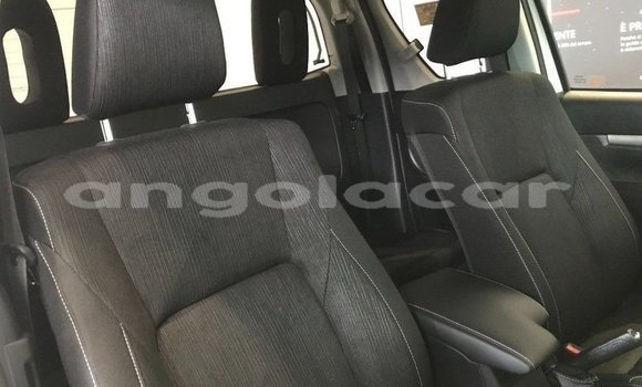 Acheter Occasion Voiture Toyota Hilux Blanc à Luanda, Province de Luanda Acheter Occasion Voiture Toyota Hilux Blanc à Luanda, Province de Luanda