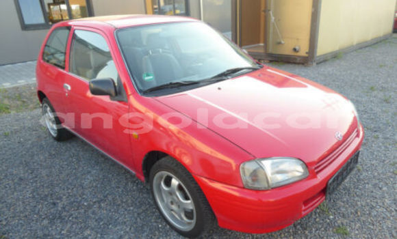 Acheter Occasion Voiture Toyota Starlet Rouge à Soyo, Zaïre