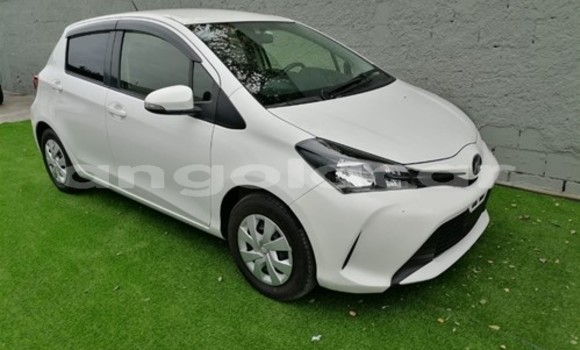 Buy Used Toyota Vitz White Car in Luanda in Luanda Province Buy Used Toyota Vitz White Car in Luanda in Luanda Province