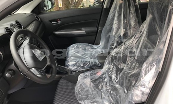 Acheter Occasion Voiture Suzuki Grand Vitara Blanc à Luanda, Province de Luanda Acheter Occasion Voiture Suzuki Grand Vitara Blanc à Luanda, Province de Luanda