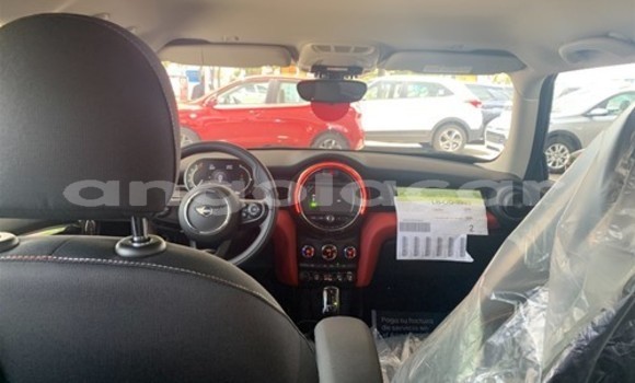 Comprar Usado MINI Cooper Prata Carro em Luanda em Luanda Province Comprar Usado MINI Cooper Prata Carro em Luanda em Luanda Province