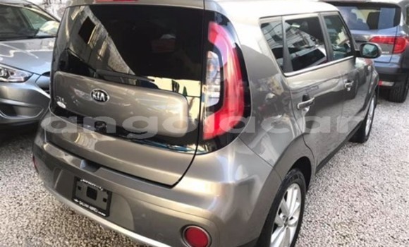 Acheter Occasion Voiture Kia Soul Noir à Luanda, Province de Luanda Acheter Occasion Voiture Kia Soul Noir à Luanda, Province de Luanda