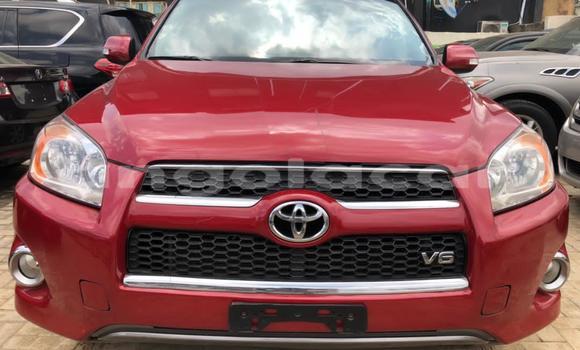Acheter Occasion Voiture Toyota RAV4 Rouge à Luanda, Province de Luanda Acheter Occasion Voiture Toyota RAV4 Rouge à Luanda, Province de Luanda