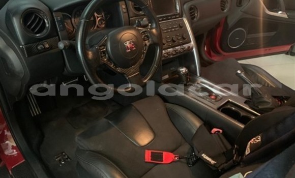 Comprar Usado Nissan GT-R Vermelho Carro em Luanda em Luanda Province Comprar Usado Nissan GT-R Vermelho Carro em Luanda em Luanda Province