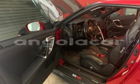 Comprar Usado Nissan GT-R Vermelho Carro em Luanda em Luanda Province Comprar Usado Nissan GT-R Vermelho Carro em Luanda em Luanda Province