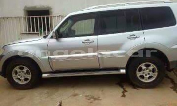 Acheter Occasion Voiture Mitsubishi Pajero Gris à Luanda, Province de Luanda