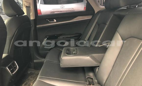 Buy Used Kia K5 Red Car in Luanda in Luanda Province Buy Used Kia K5 Red Car in Luanda in Luanda Province