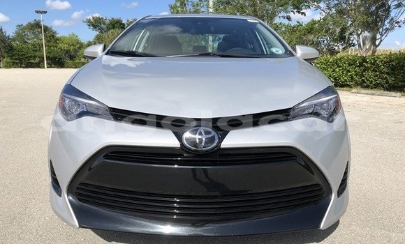 Acheter Occasion Voiture Toyota Corolla Gris à Luanda, Province de Luanda Acheter Occasion Voiture Toyota Corolla Gris à Luanda, Province de Luanda