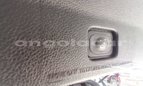 Acheter Occasion Voiture Ford Explorer Blanc à Luanda, Province de Luanda Acheter Occasion Voiture Ford Explorer Blanc à Luanda, Province de Luanda