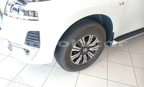 Buy Used Nissan Patrol White Car in Luanda in Luanda Province Buy Used Nissan Patrol White Car in Luanda in Luanda Province