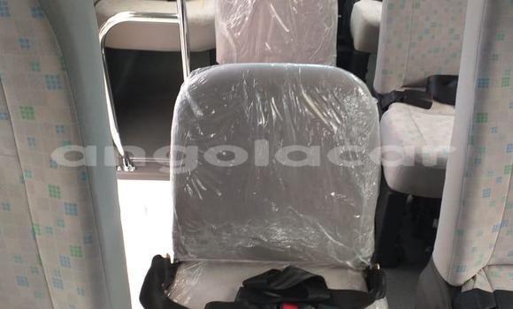 Comprar Usado Toyota Coaster Branco Carro em Luanda em Luanda Province Comprar Usado Toyota Coaster Branco Carro em Luanda em Luanda Province