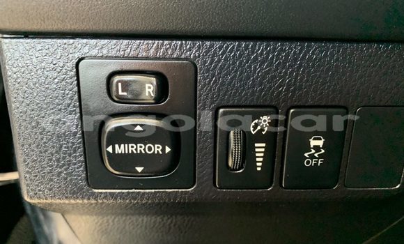 Acheter Occasion Voiture Toyota RAV4 Noir à Luanda, Province de Luanda Acheter Occasion Voiture Toyota RAV4 Noir à Luanda, Province de Luanda