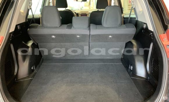 Acheter Occasion Voiture Toyota RAV4 Noir à Luanda, Province de Luanda Acheter Occasion Voiture Toyota RAV4 Noir à Luanda, Province de Luanda