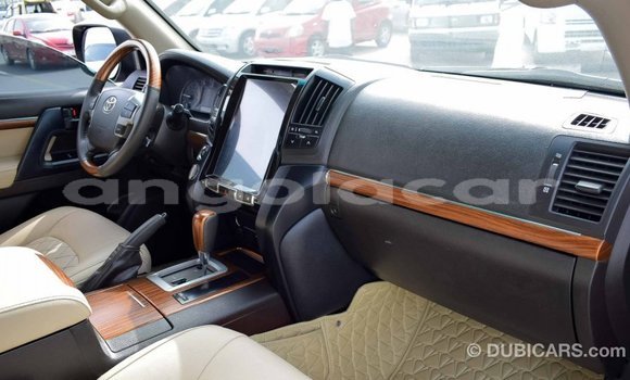 Buy Import Toyota Land Cruiser Other Car in Import - Dubai in Bengo Province Buy Import Toyota Land Cruiser Other Car in Import - Dubai in Bengo Province