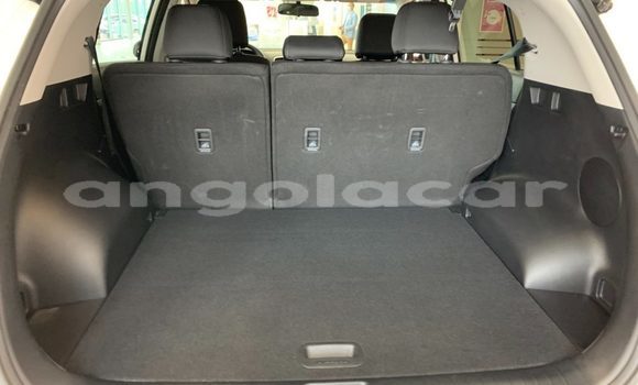 Comprar Usado Kia Sportage Branco Carro em Luanda em Luanda Province Comprar Usado Kia Sportage Branco Carro em Luanda em Luanda Province