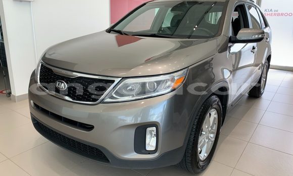 Comprar Usado Kia Sorento Prata Carro em Luanda em Luanda Province