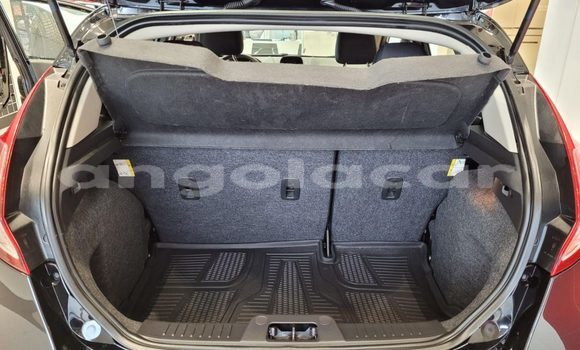 Acheter Occasion Voiture Ford Fiesta Noir à Luanda, Province de Luanda Acheter Occasion Voiture Ford Fiesta Noir à Luanda, Province de Luanda