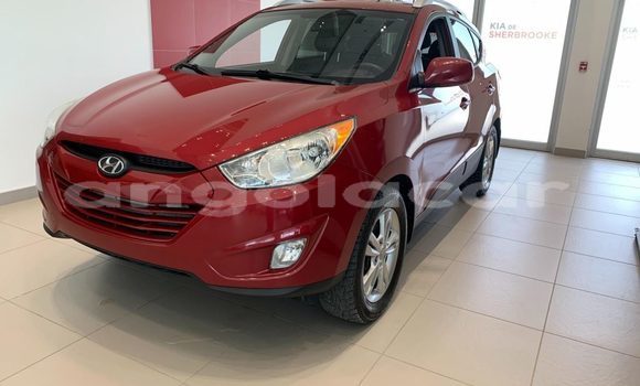 Acheter Occasion Voiture Hyundai Tucson Rouge à Luanda, Province de Luanda