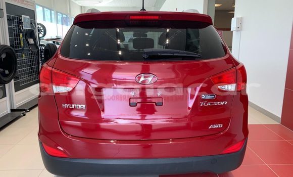 Acheter Occasion Voiture Hyundai Tucson Rouge à Luanda, Province de Luanda Acheter Occasion Voiture Hyundai Tucson Rouge à Luanda, Province de Luanda