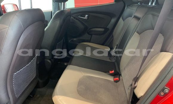 Acheter Occasion Voiture Hyundai Tucson Rouge à Luanda, Province de Luanda Acheter Occasion Voiture Hyundai Tucson Rouge à Luanda, Province de Luanda